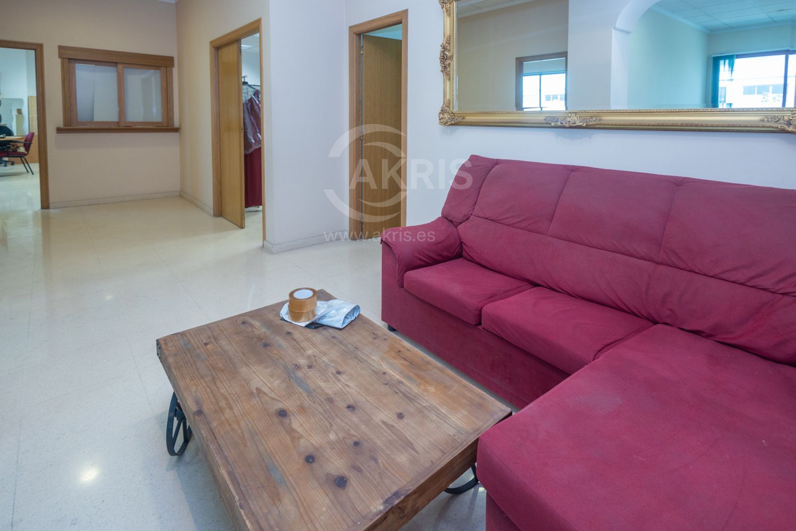 Nave industrial de 706 m² en Elche