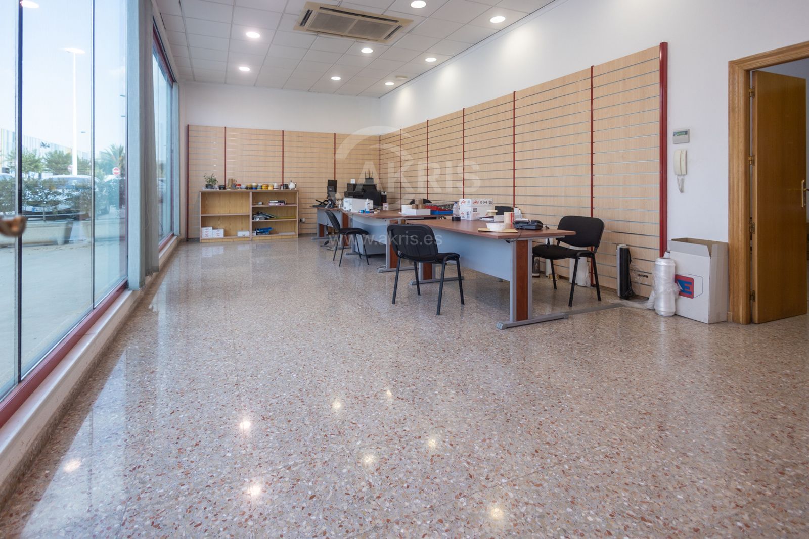 Nave industrial de 706 m² en Elche