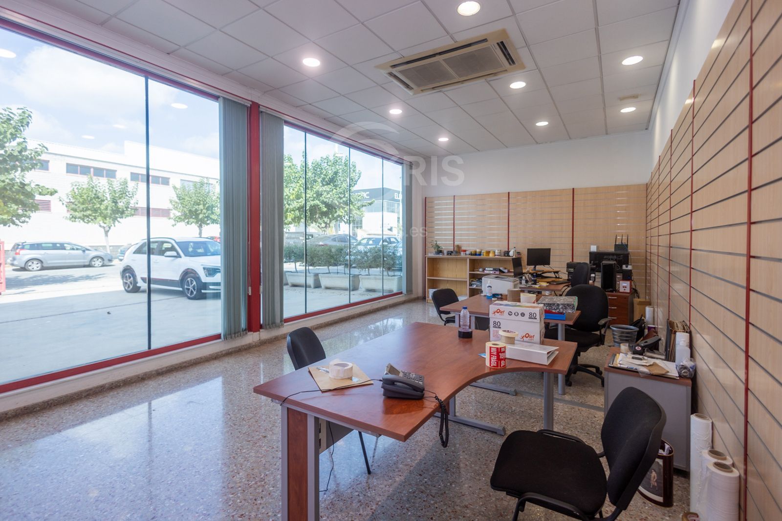 Nave industrial de 706 m² en Elche