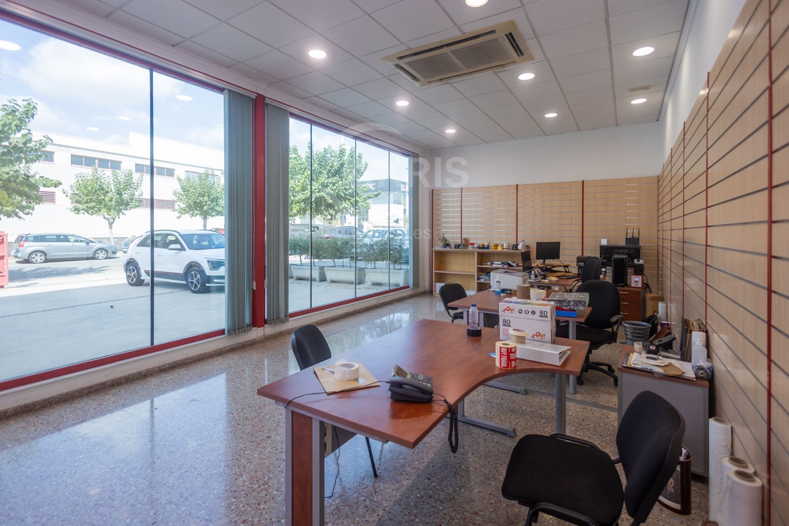 Nave industrial de 706 m² en Elche