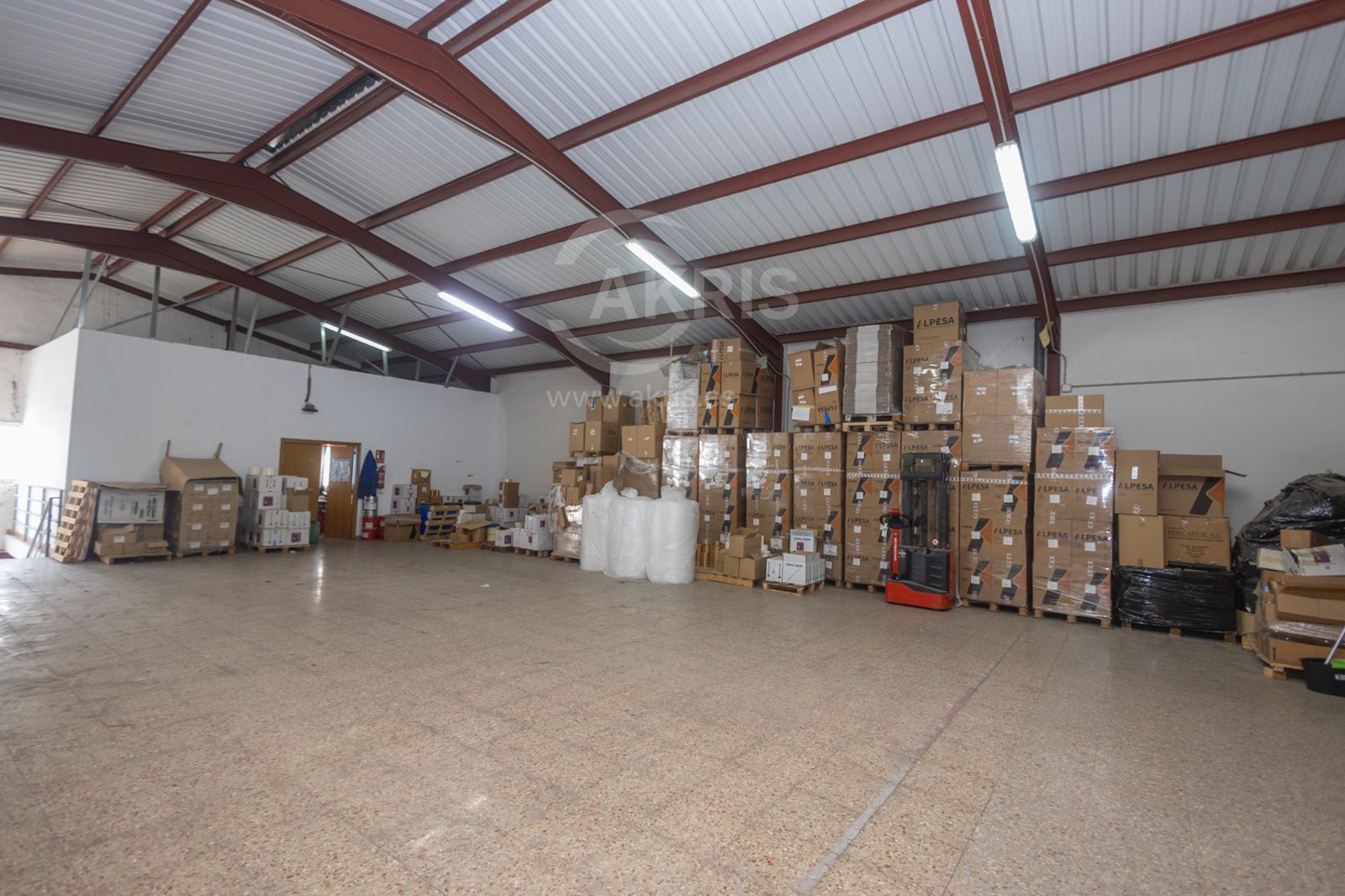 Nave industrial de 706 m² en Elche