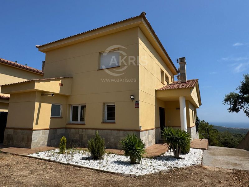  Moradia Isolada à venda Lloret de Mar, Girona. Ref: 15671. Inmobiliaria Akris