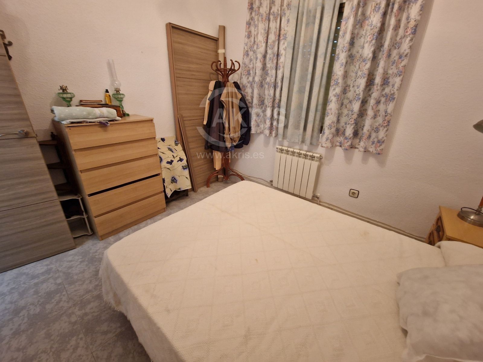 Casa amueblada con patio y 4 dormitorios en Mocejón – ¡Lista para entrar a vivir!