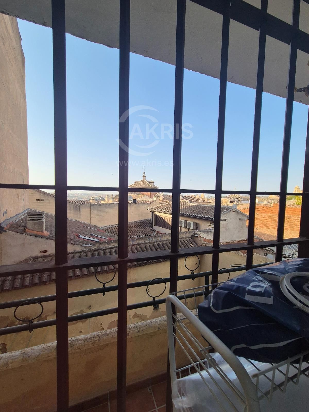 # Piso reformado en alquiler junto a la Universidad de Toledo – Calle Esteban Illán