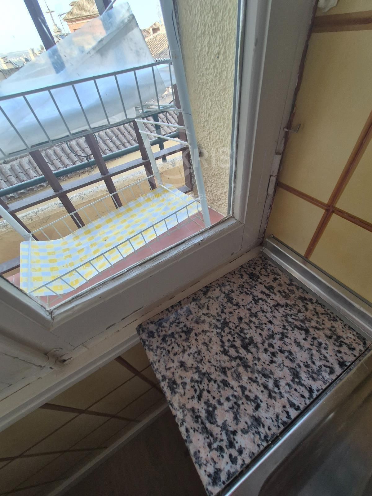 # Piso reformado en alquiler junto a la Universidad de Toledo – Calle Esteban Illán