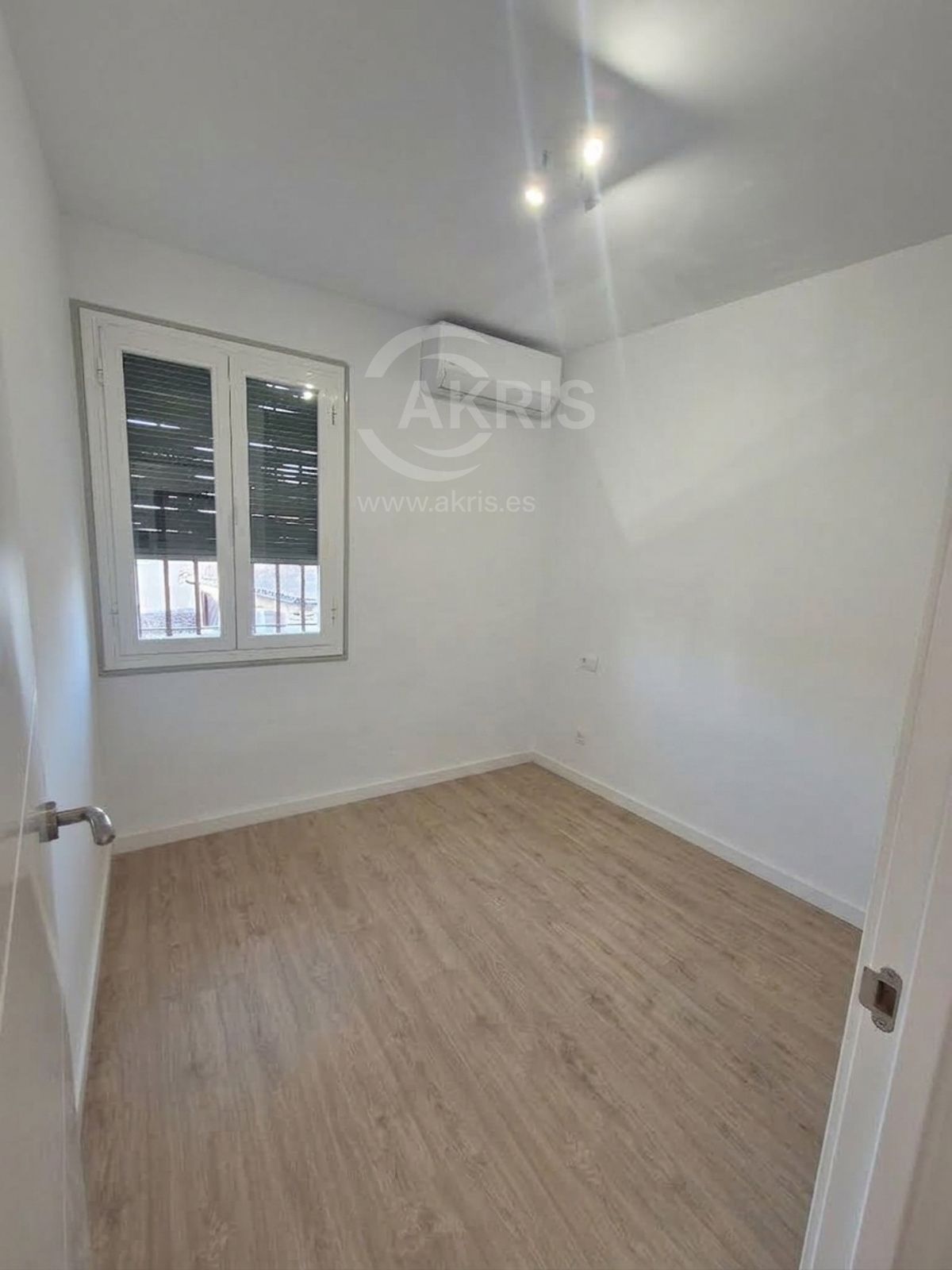# Piso reformado en alquiler junto a la Universidad de Toledo – Calle Esteban Illán