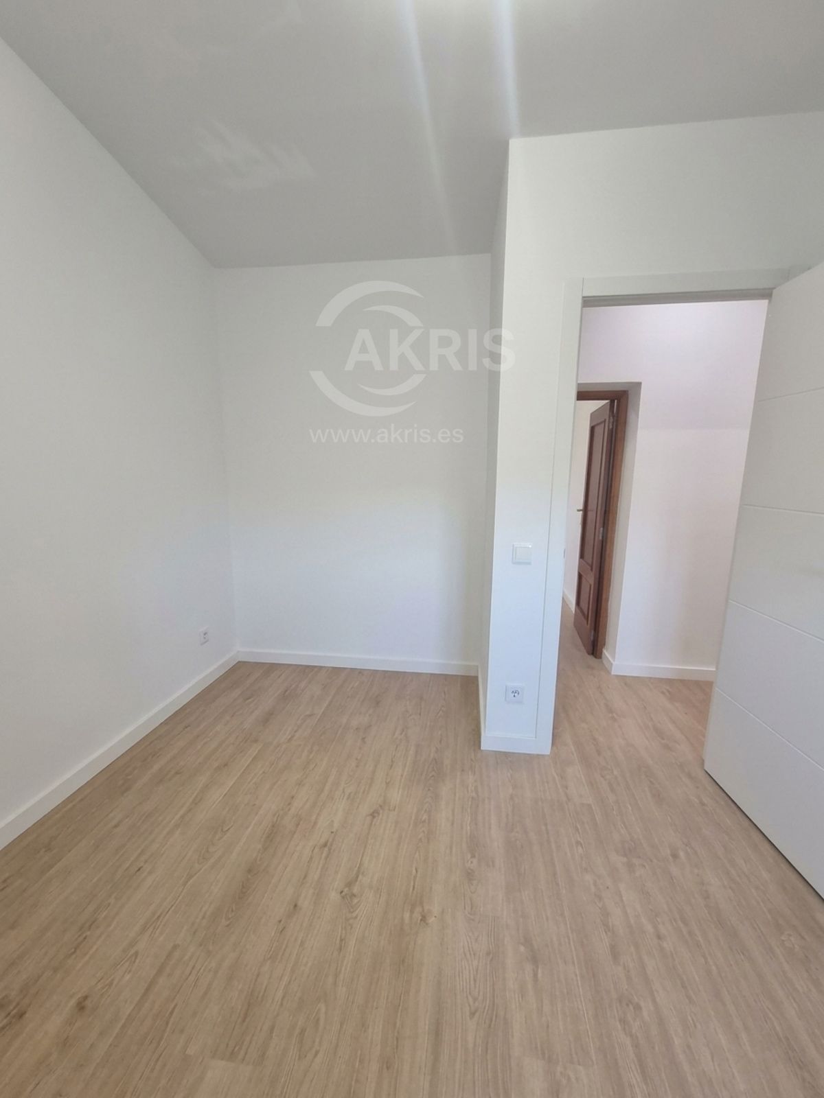 # Piso reformado en alquiler junto a la Universidad de Toledo – Calle Esteban Illán