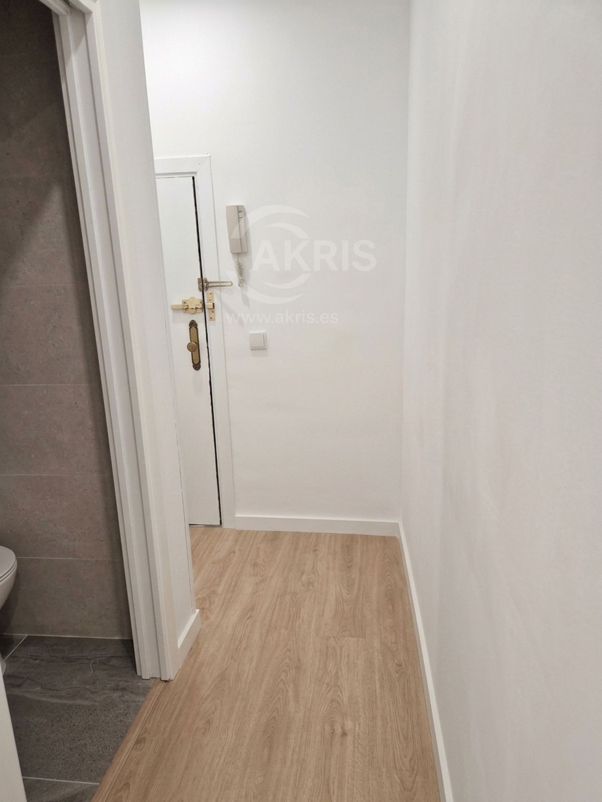 # Piso reformado en alquiler junto a la Universidad de Toledo – Calle Esteban Illán
