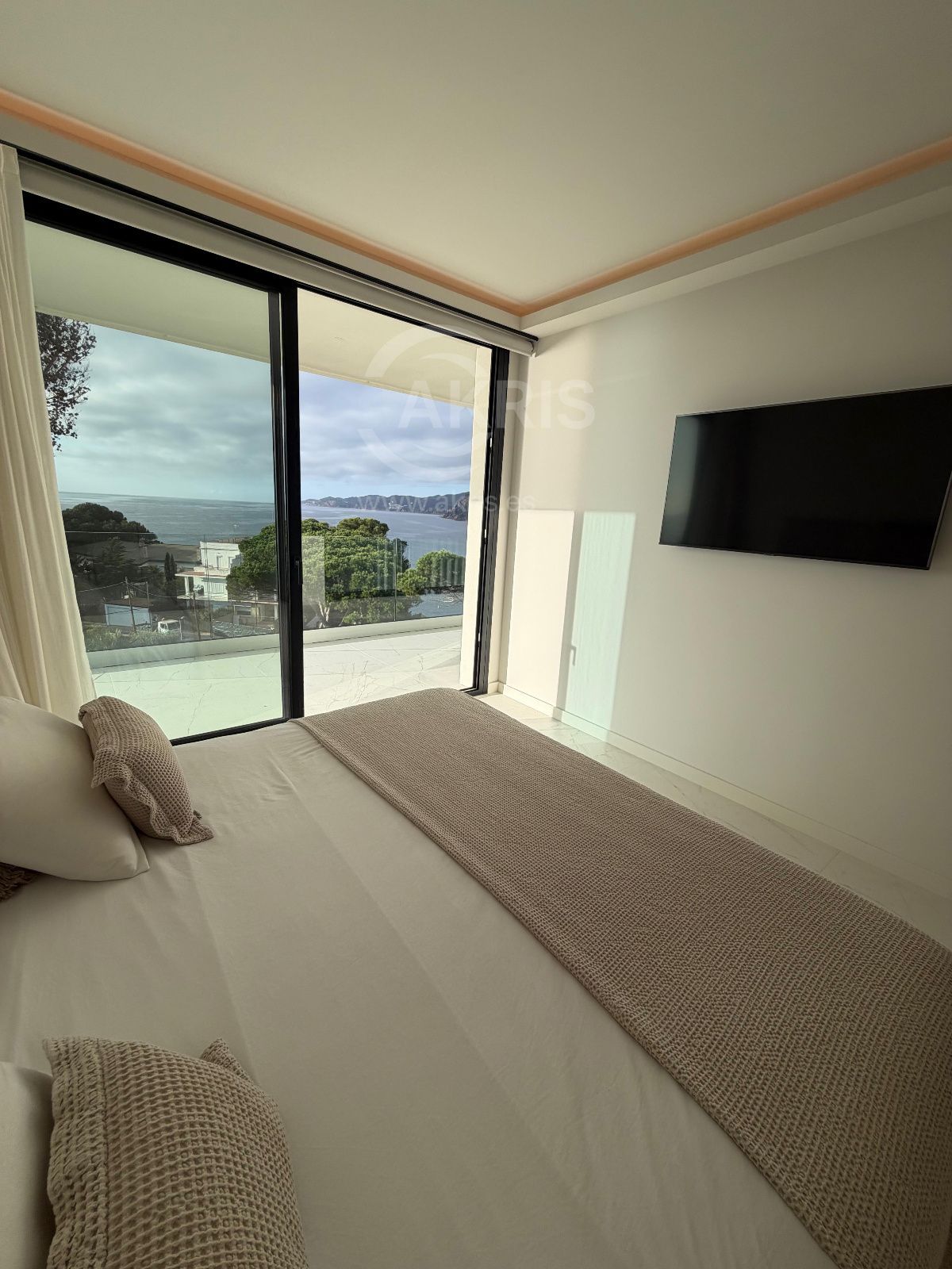 Villa reformada con vistas al mar en Port Salvi - Foto 16