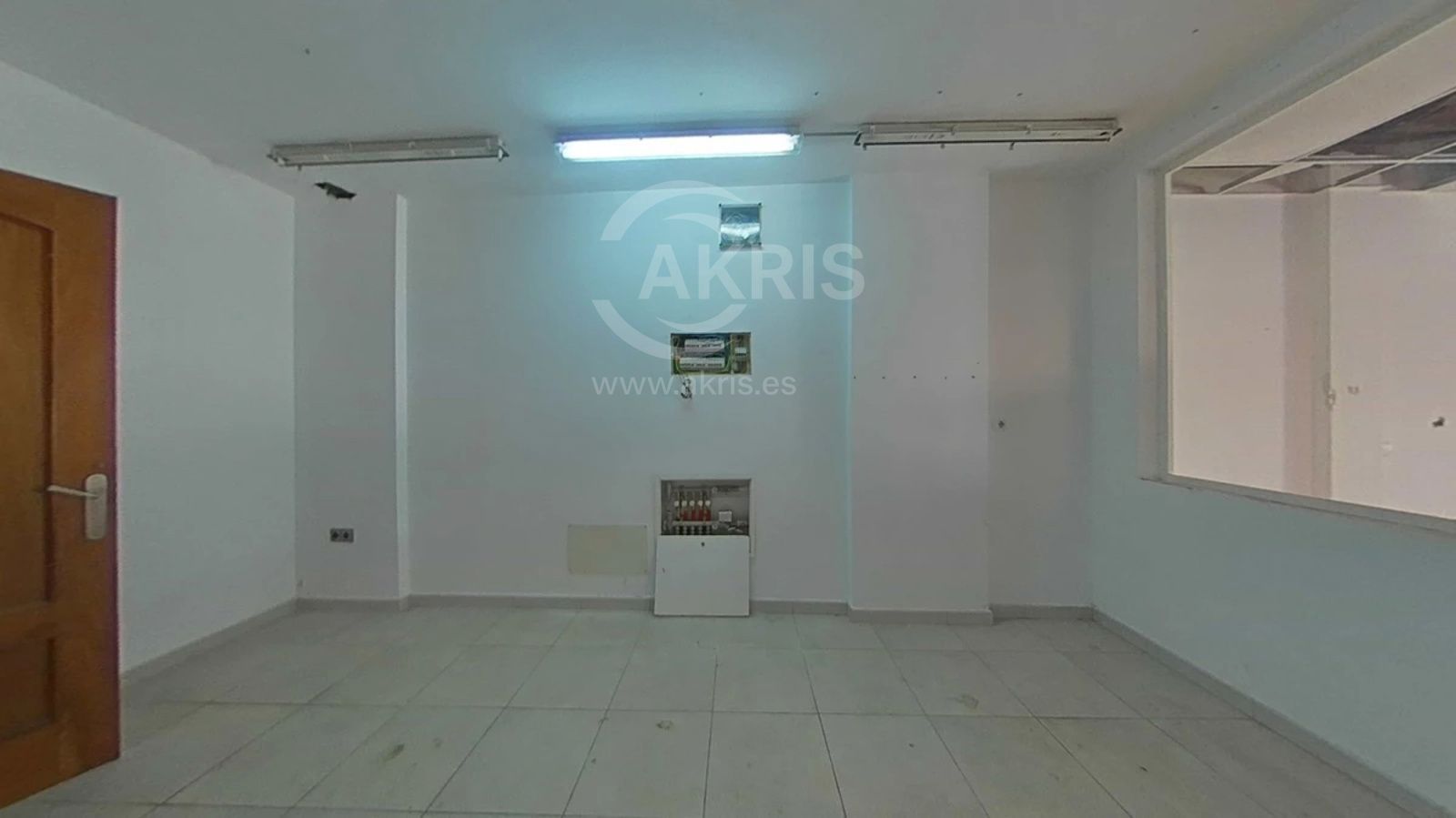 Chalet adosado en venta en calle Emporda - Blanes - Foto 6