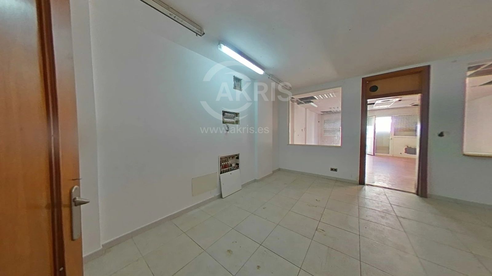 Chalet adosado en venta en calle Emporda - Blanes - Foto 7