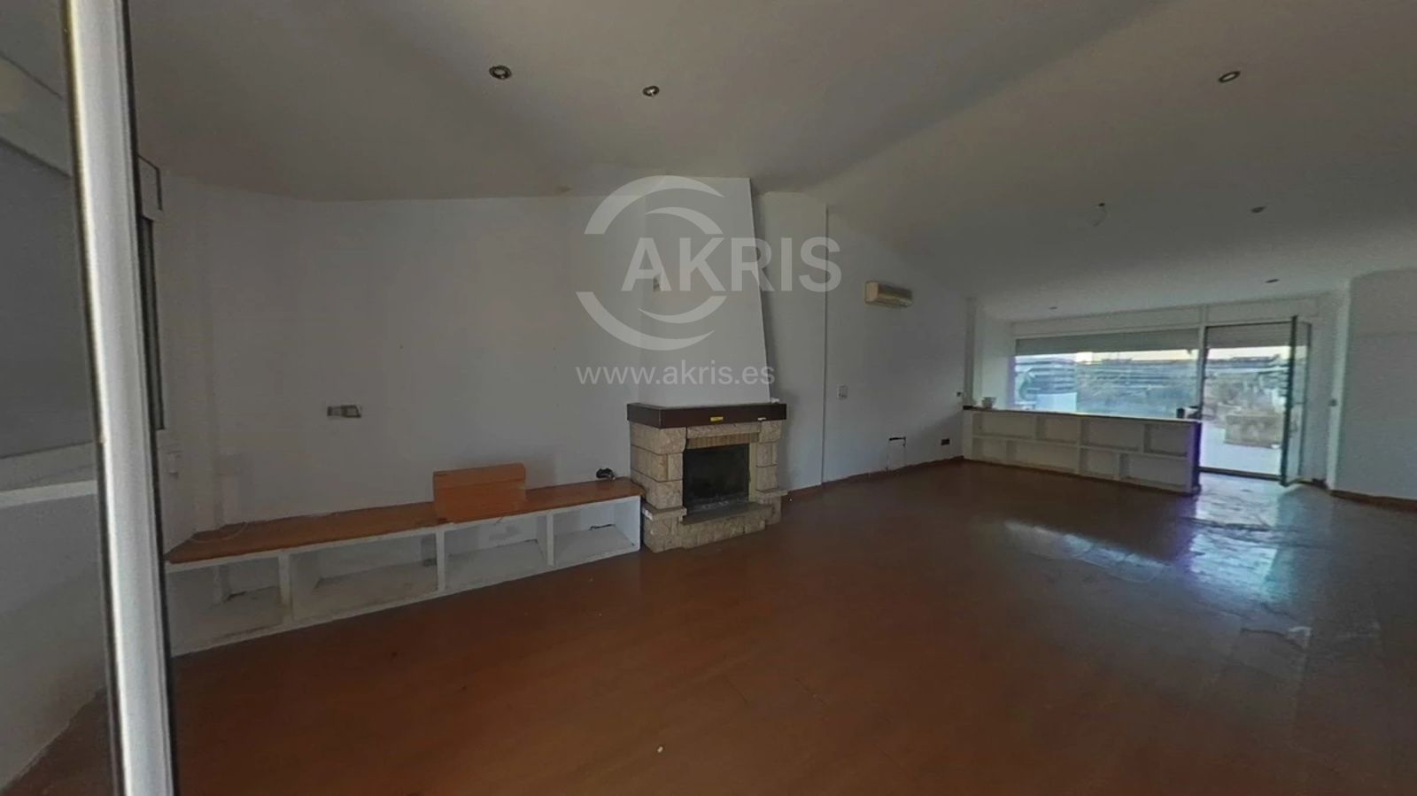 Chalet adosado en venta en calle Emporda - Blanes - Foto 11