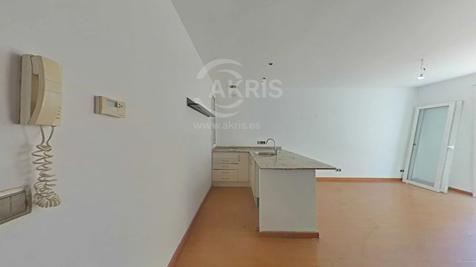 Chalet adosado en venta en calle Emporda - Blanes - Foto 13