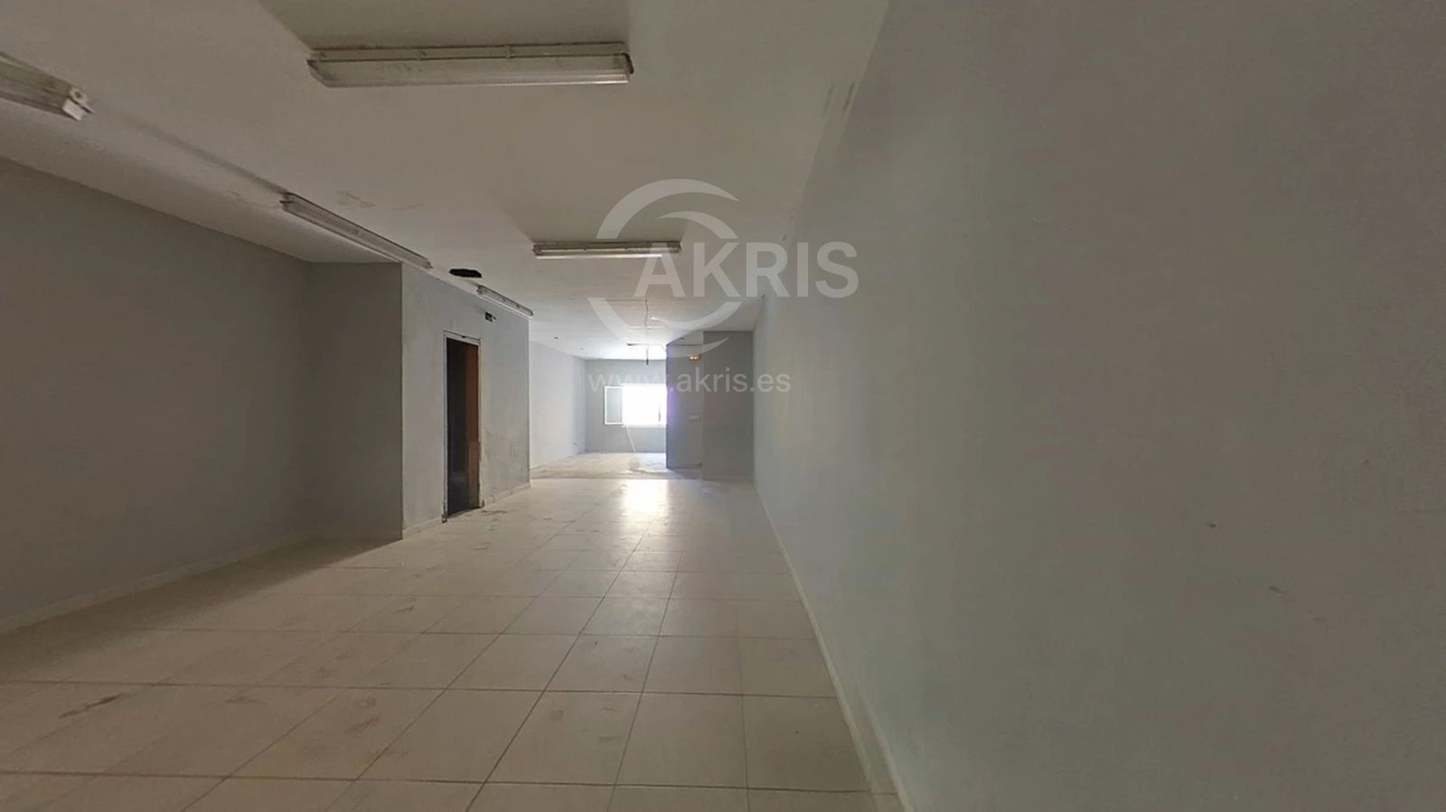 Chalet adosado en venta en calle Emporda - Blanes - Foto 15