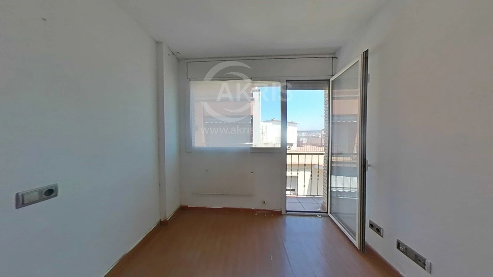 Chalet adosado en venta en calle Emporda - Blanes - Foto 18