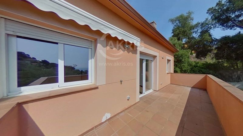 Maison de Ville en vente Lloret de Mar, Girona. Ref: 15862. Inmobiliaria Akris