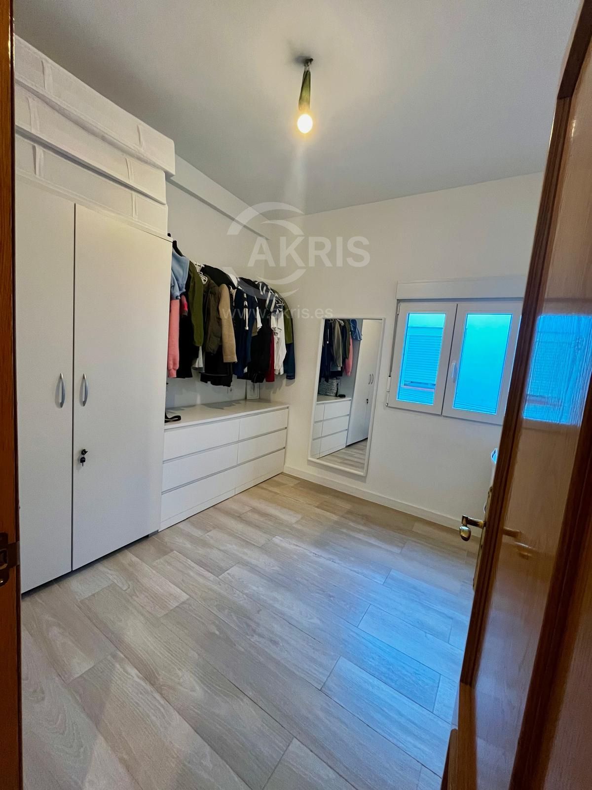Piso reformado en excelente ubicación - Foto 4