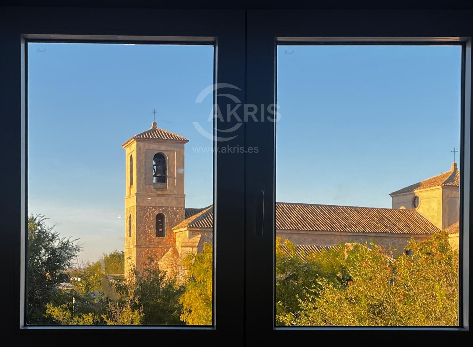 Piso reformado en excelente ubicación - Foto 7