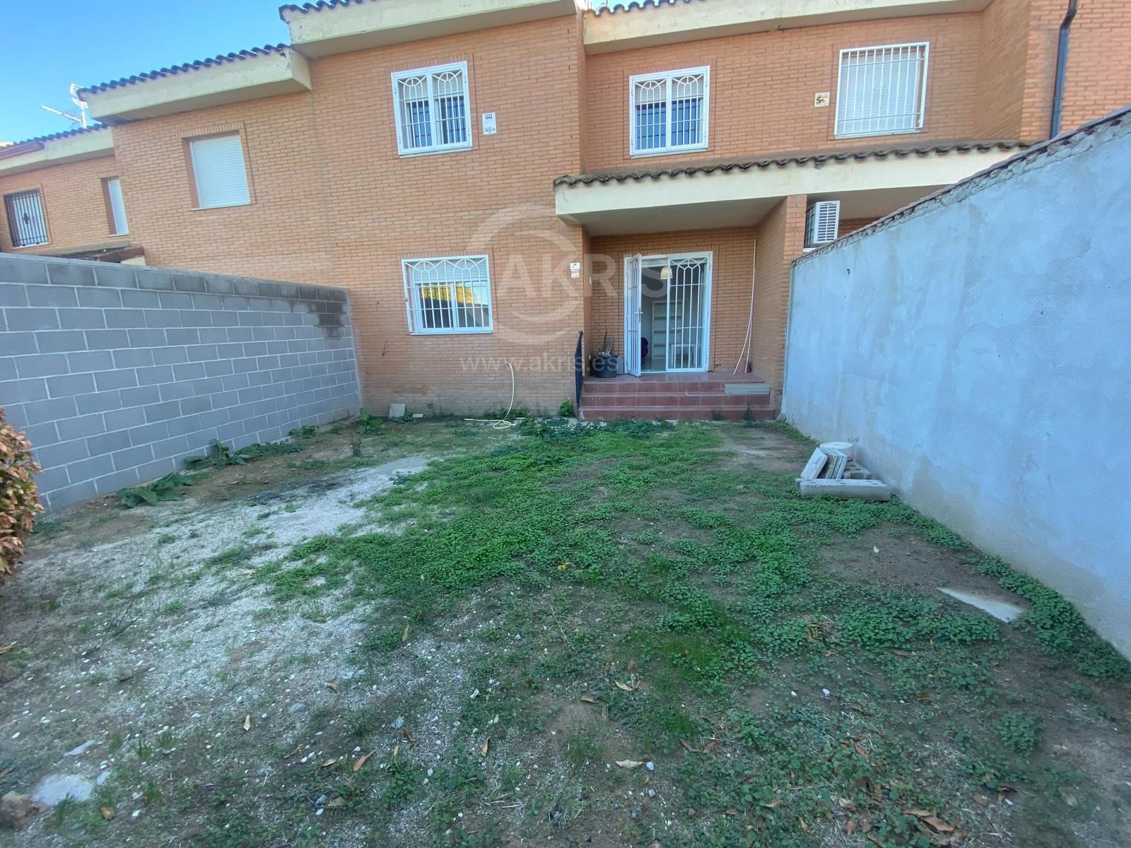 Chalet adosado totalmente amoblado - Foto 2