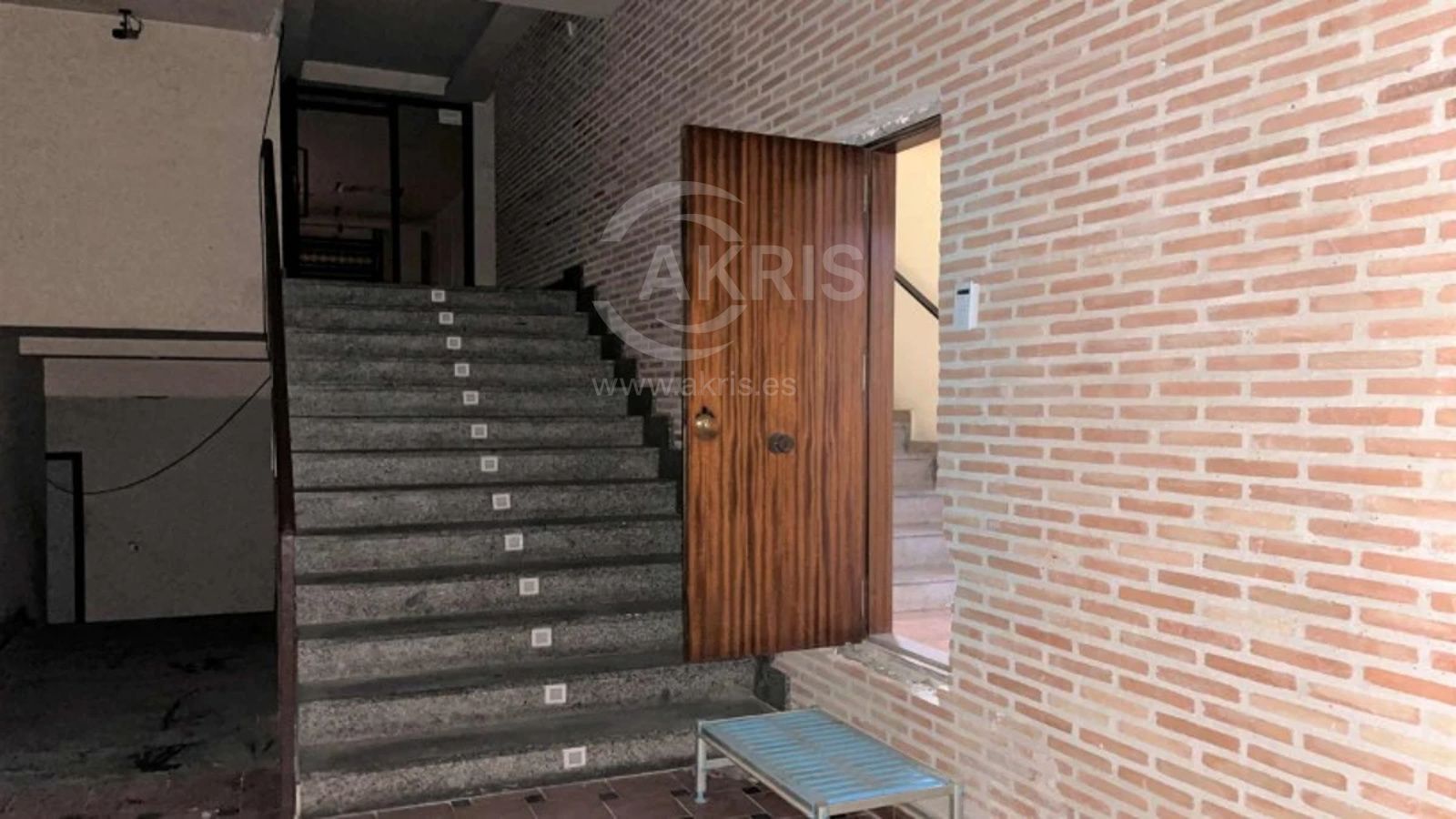 2 LOCALES EN VENTA EN TARRAGONA