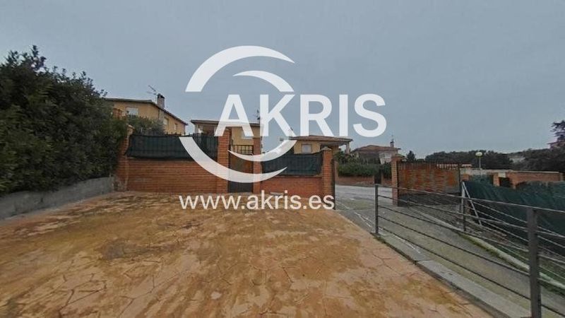 Chalet Independiente en venta Casar De Escalona, El, Toledo. Ref: 2350. Inmobiliaria Akris