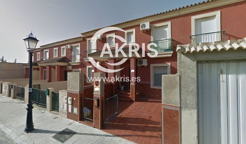 Chalet Independiente en venta Pilas, Sevilla. Ref: 2448. Inmobiliaria Akris