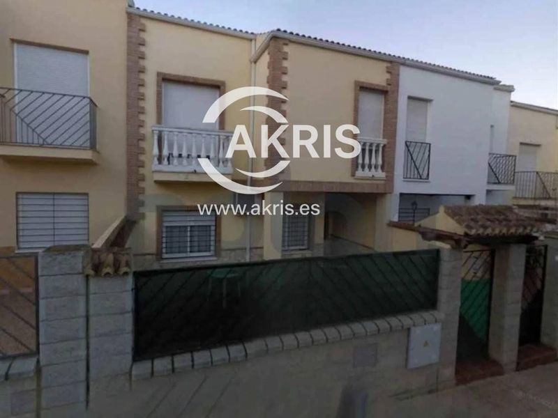 Chalet Independiente en venta Mengibar, Jaén. Ref: 2454. Inmobiliaria Akris