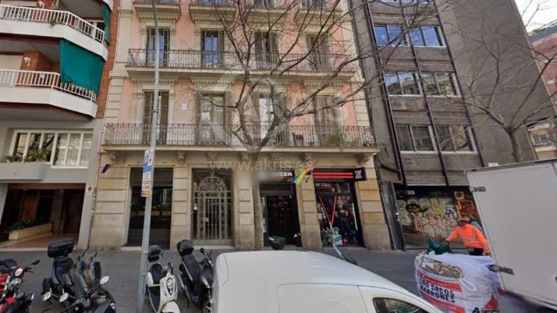 Piso en venta Barcelona. Ref: 2501. Inmobiliaria Akris