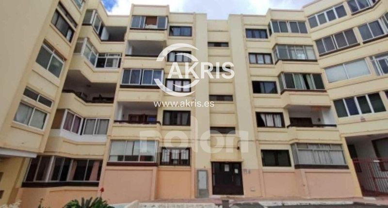 Piso en venta Arrecife, Las Palmas. Ref: 2540. Inmobiliaria Akris