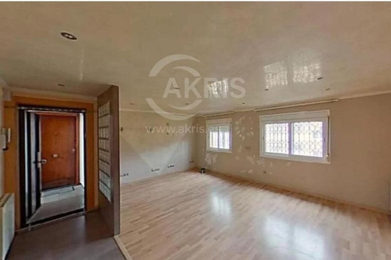 Appartamento in vendita Badalona, Barcelona. Ref: 2597. Inmobiliaria Akris