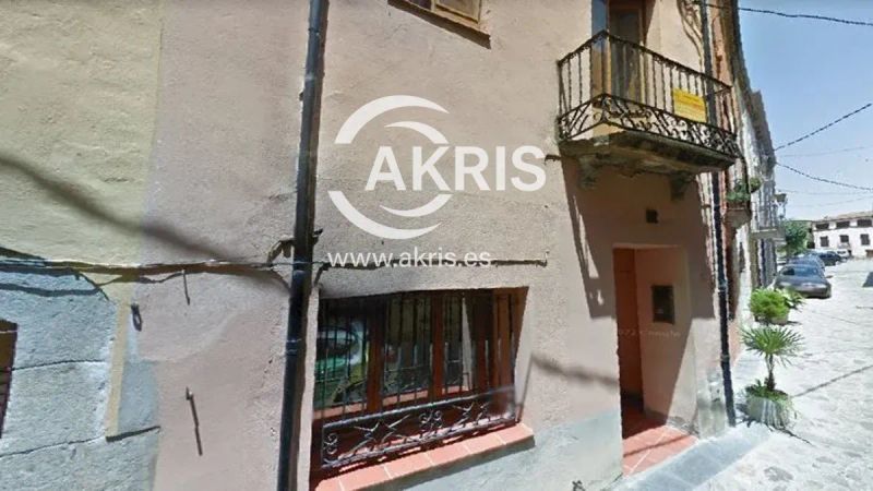 Chalet Independiente en venta Angles, Girona. Ref: 2737. Inmobiliaria Akris