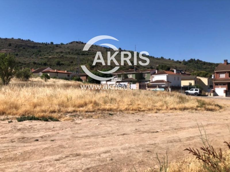 Parcela en venta Chiloeches, Guadalajara. Ref: 4832. Inmobiliaria Akris