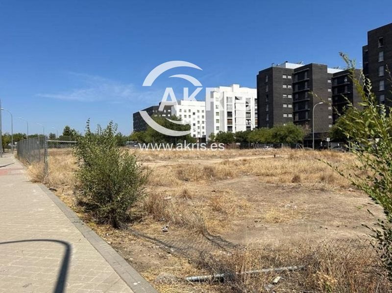 Parcela en venta Madrid. Ref: 6082. Inmobiliaria Akris