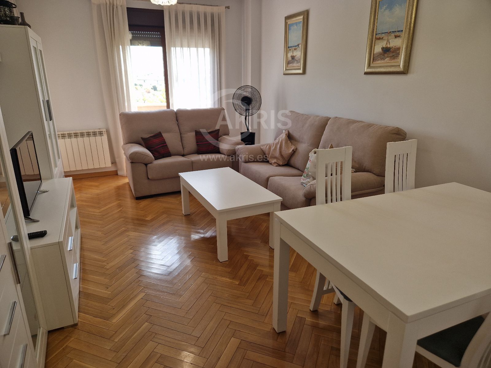 Luminoso piso de 94m² con garaje junto al hospital de las 3 culturas– Totalmente amueblado