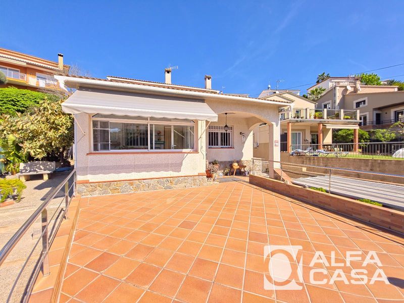 Casa en venta Lloret de Mar, Girona. Ref: 2379. Alfa Casa