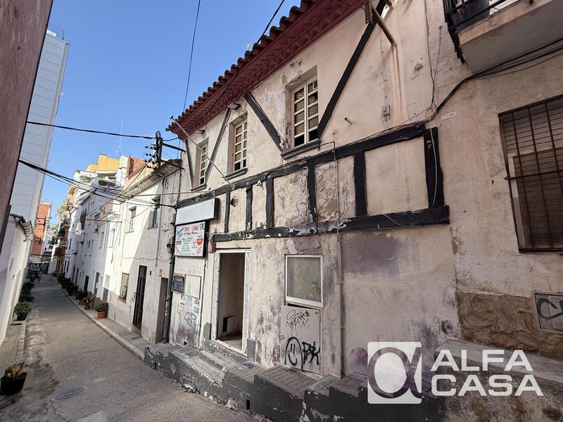 Singular Building for sale Lloret de Mar, Girona. Ref: 2459. Alfa Casa