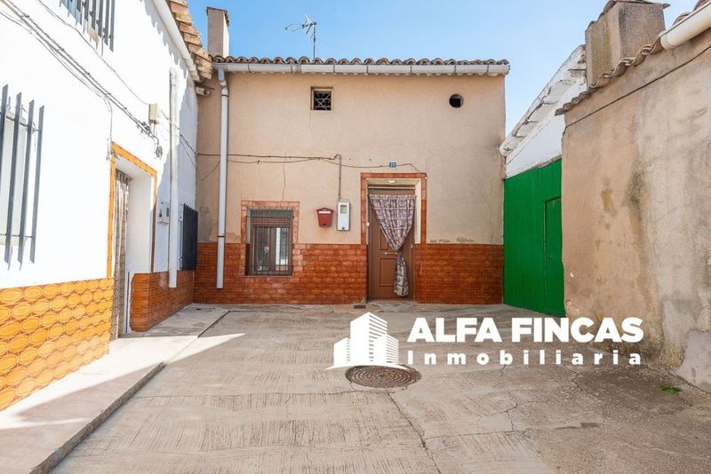 Chalet Independiente en venta Honrubia, Cuenca. Ref: 1028. ALFA FINCAS