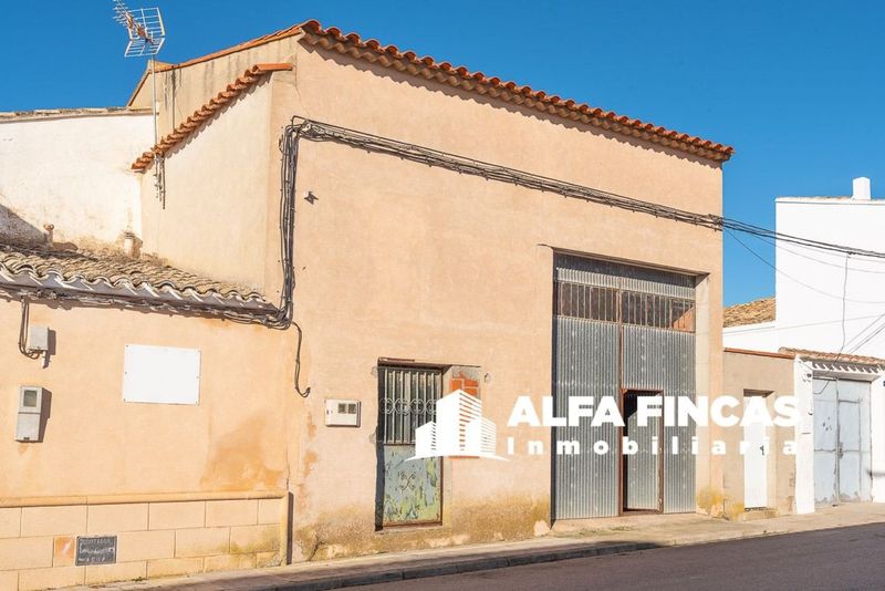 Nave Industrial en venta Vara De Rey, Cuenca. Ref: 1104. ALFA FINCAS