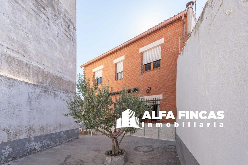 Chalet Independiente en venta Tresjuncos, Cuenca. Ref: 2471. ALFA FINCAS