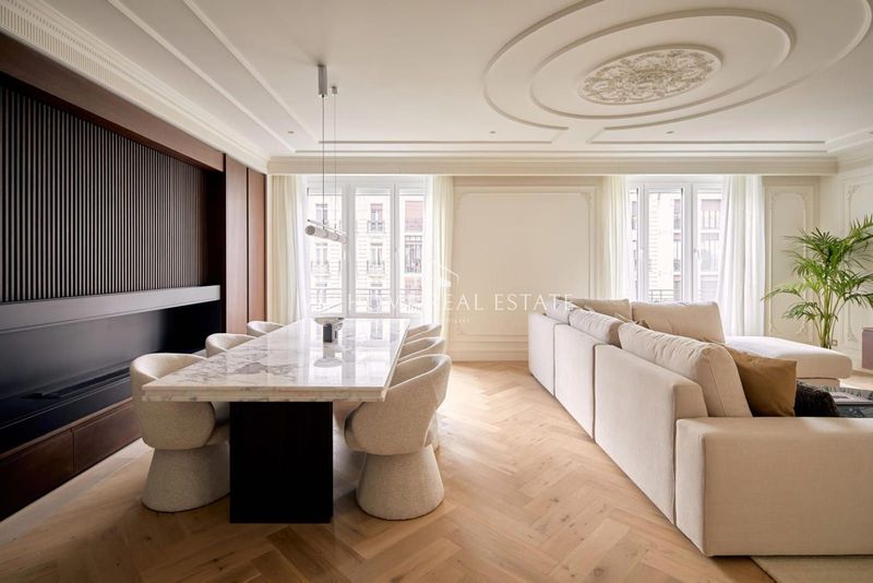 Piso en venta Madrid. Ref: 1094.  VIP HOME REAL ESTATE