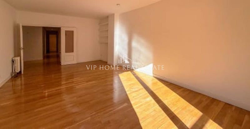 Flat for sale Madrid. Ref: 1098.  VIP HOME REAL ESTATE
