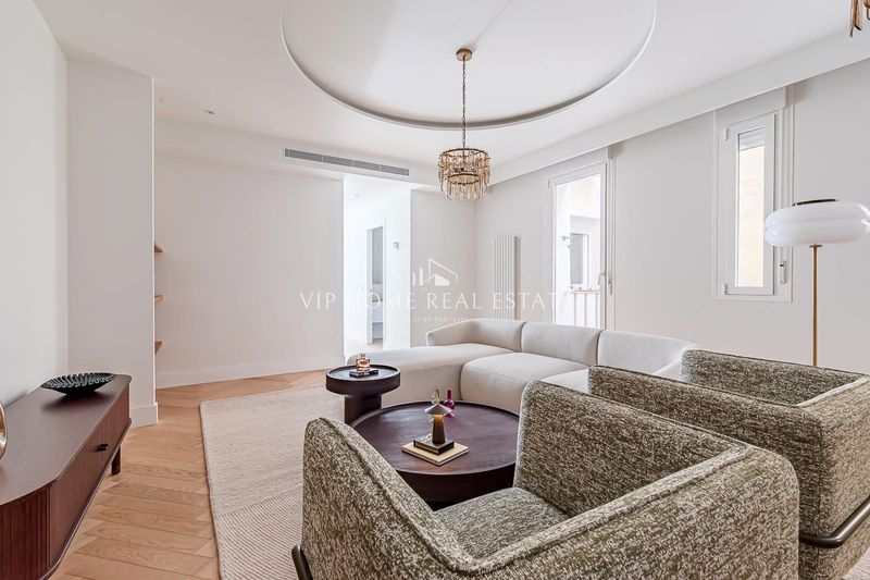 Piso en venta Madrid. Ref: 1102.  VIP HOME REAL ESTATE