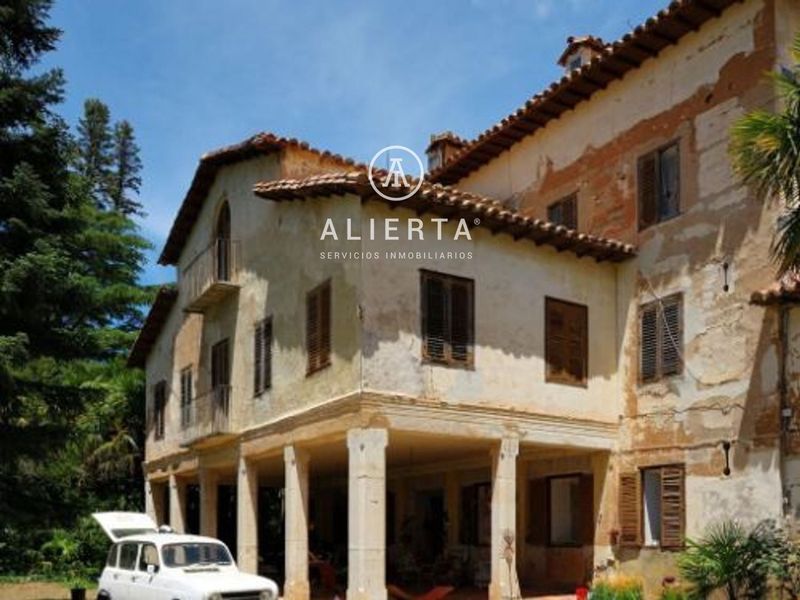 Chalet Independiente en venta Daroca, Zaragoza. Ref: 1039. Inmobiliaria Alierta