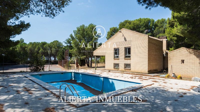 Casa en venta Muela, La, Zaragoza. Ref: 105822946. Inmobiliaria Alierta