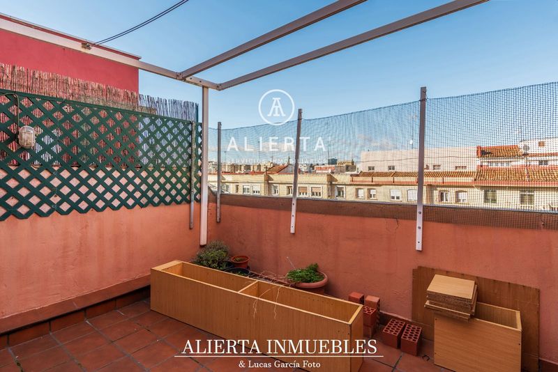 Ático en venta Zaragoza. Ref: 105822980. Inmobiliaria Alierta