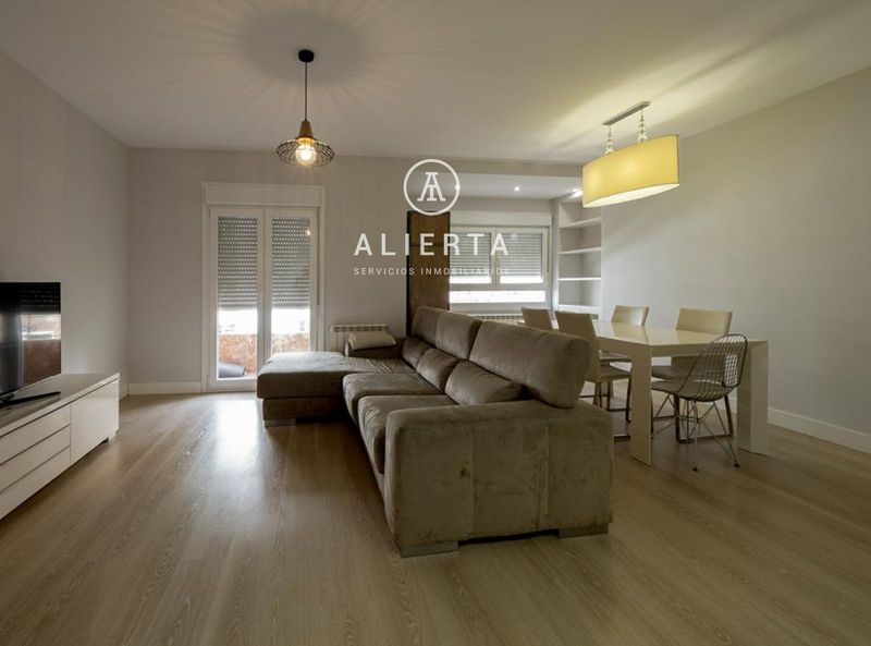 Piso en alquiler Zaragoza. Ref: 105822999. Inmobiliaria Alierta