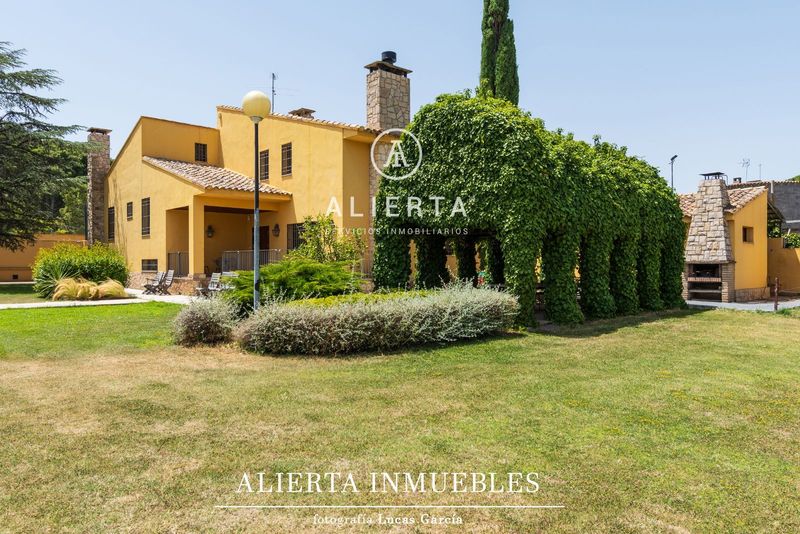 Casa en alquiler Zaragoza. Ref: 105823046. Inmobiliaria Alierta