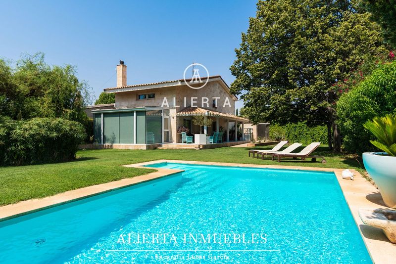 Chalet Independiente en venta Zaragoza. Ref: 105823055. Inmobiliaria Alierta