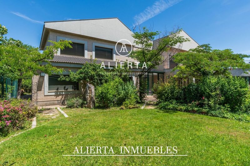 Chalet Independiente en venta Zaragoza. Ref: 1361. Inmobiliaria Alierta