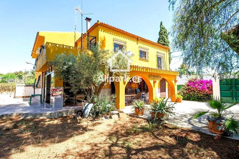 Detached villa for sale Alicante/Alacant, Alicante. Ref: 1978. Alipark.es